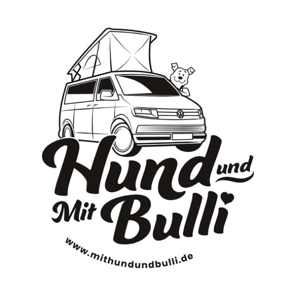 Ein gezeichneter Campervan mit einem Hund, der aus dem Fenster schaut, und der Schriftzug "Hund und Mit Bulli" darunter.